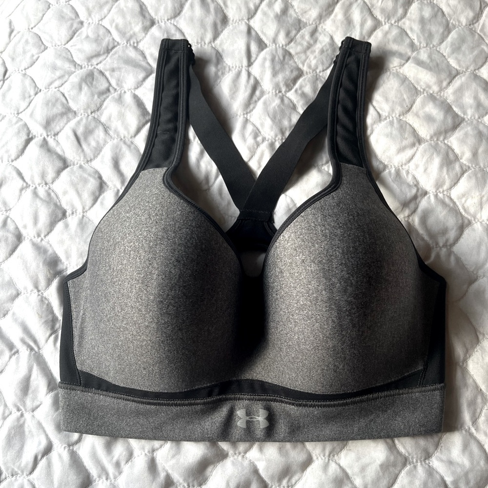34D Under Armour Sports Bra Crossback